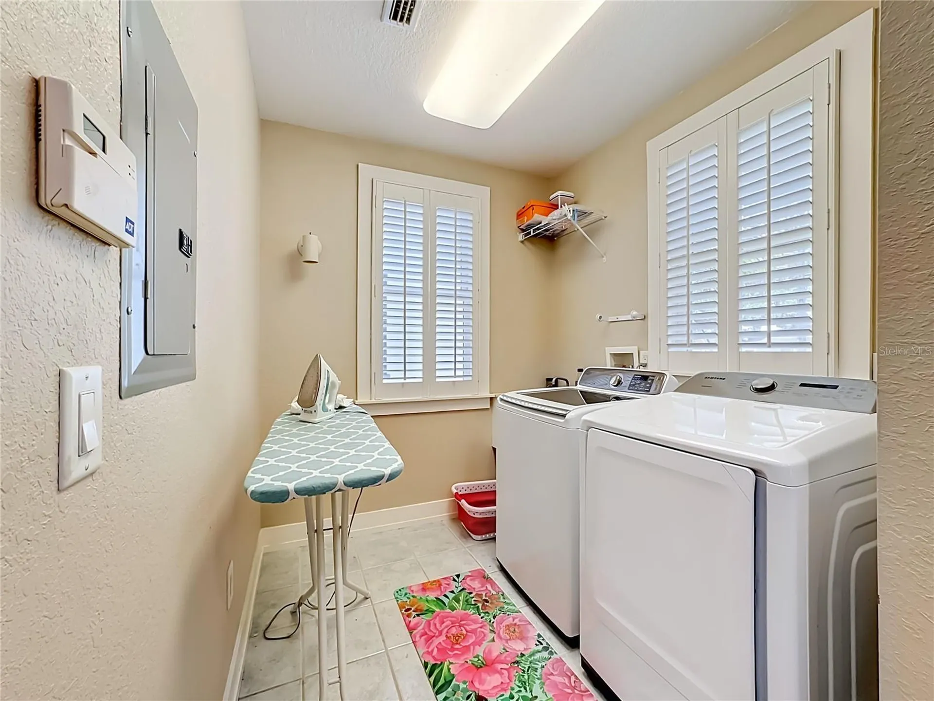 3621 1st Avenue W Bradenton FL 34205