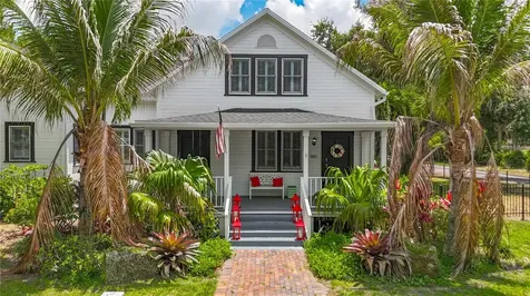 3621 1st Avenue W Bradenton FL 34205