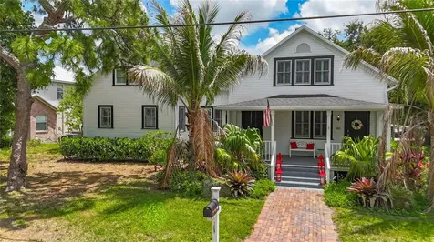 3621 1st Avenue W Bradenton FL 34205