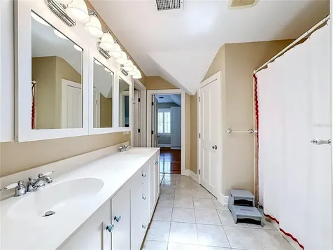 3621 1st Avenue W Bradenton FL 34205