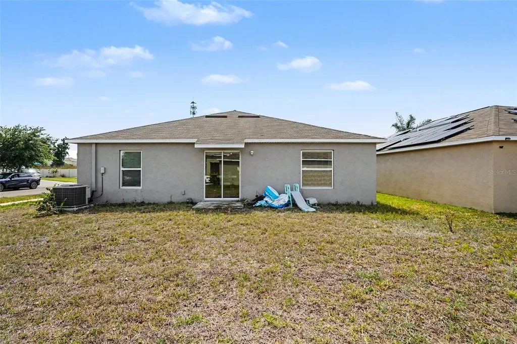 1733 Broad Winged Hawk Drive Ruskin FL 33570