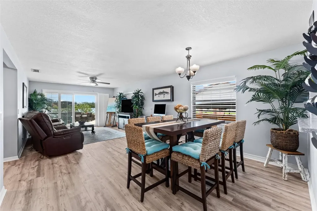 29 Pelican Lane Edgewater FL 32141