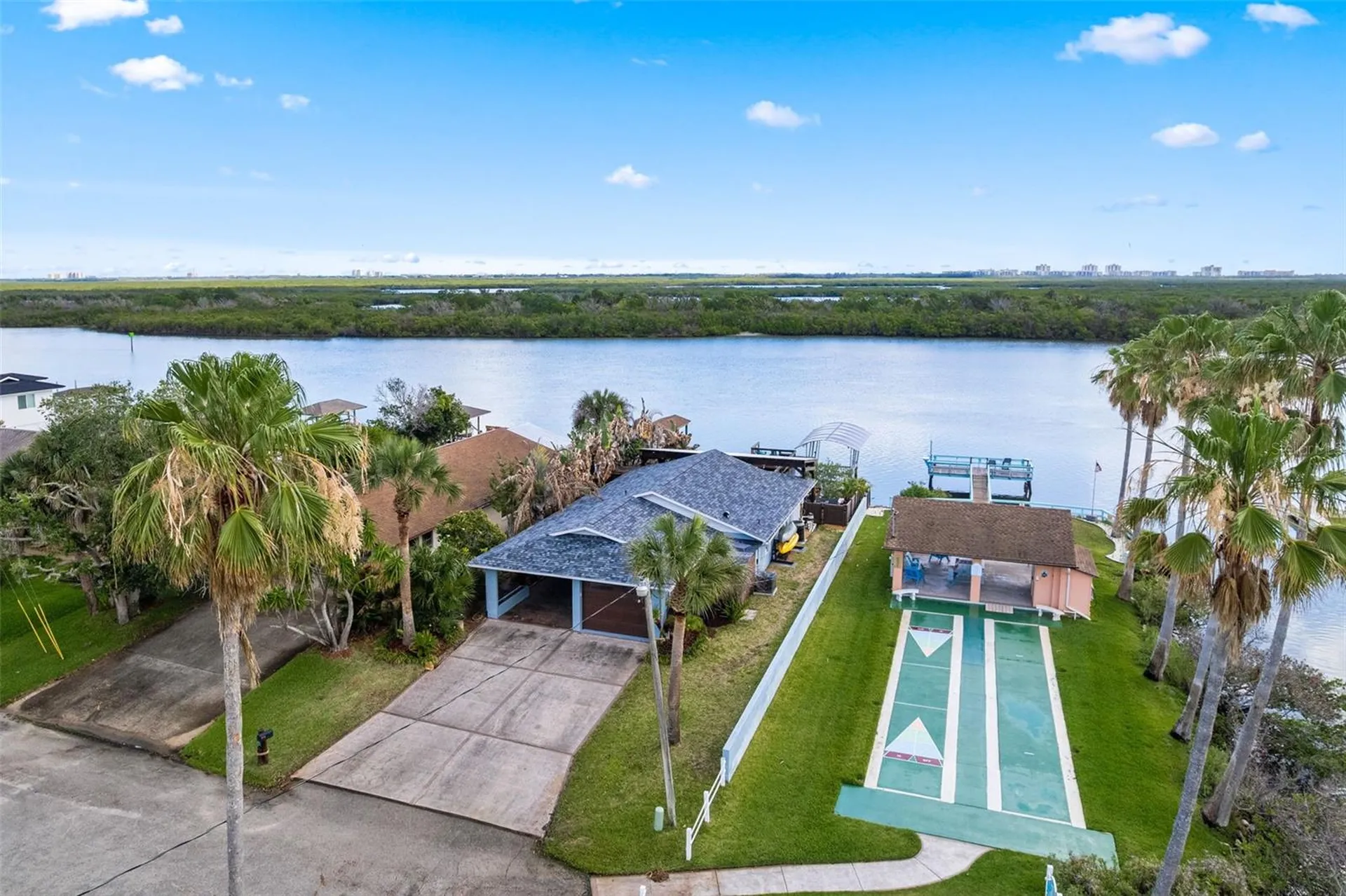 29 Pelican Lane Edgewater FL 32141