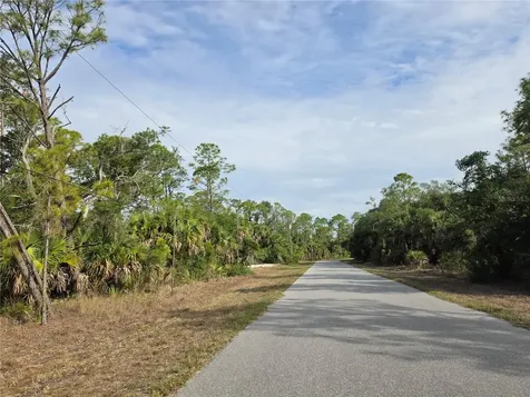 1193 Hammacher Lane Port Charlotte FL 33953