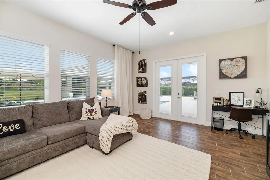 1843 Cattle Baron Court Lithia FL 33547
