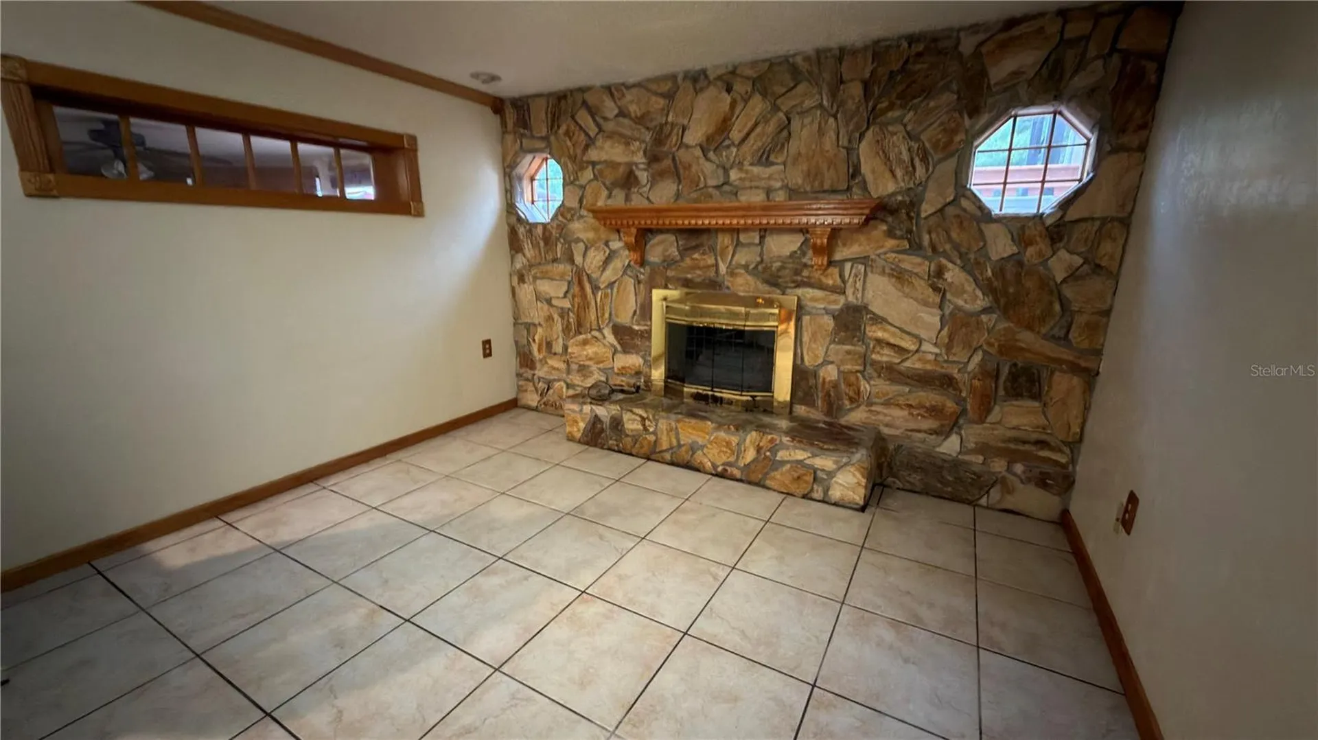 4076 S Oakhurst Drive Homosassa FL 34446
