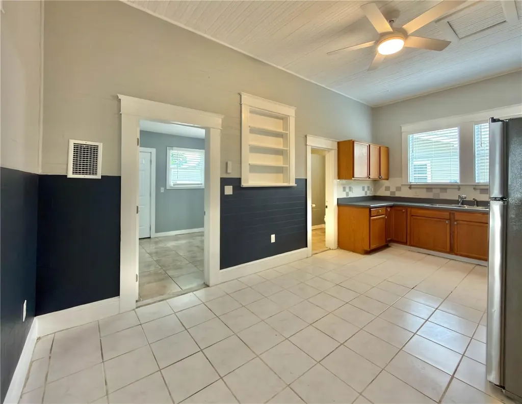 2312 E 10th Avenue Tampa FL 33605
