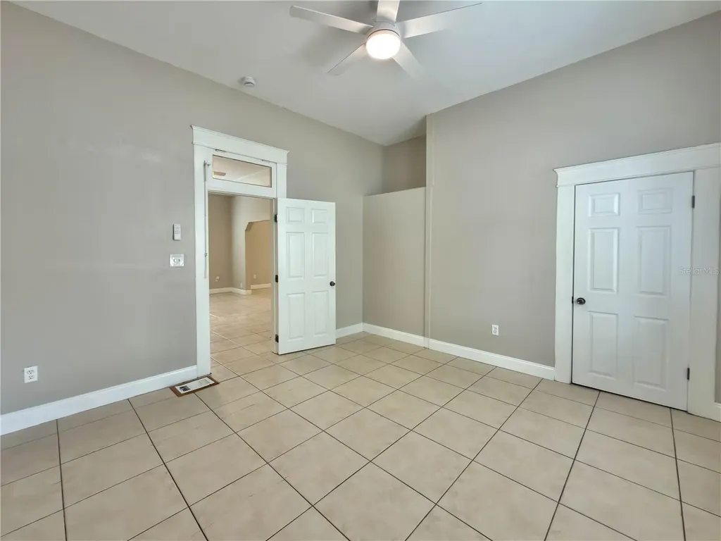 2312 E 10th Avenue Tampa FL 33605