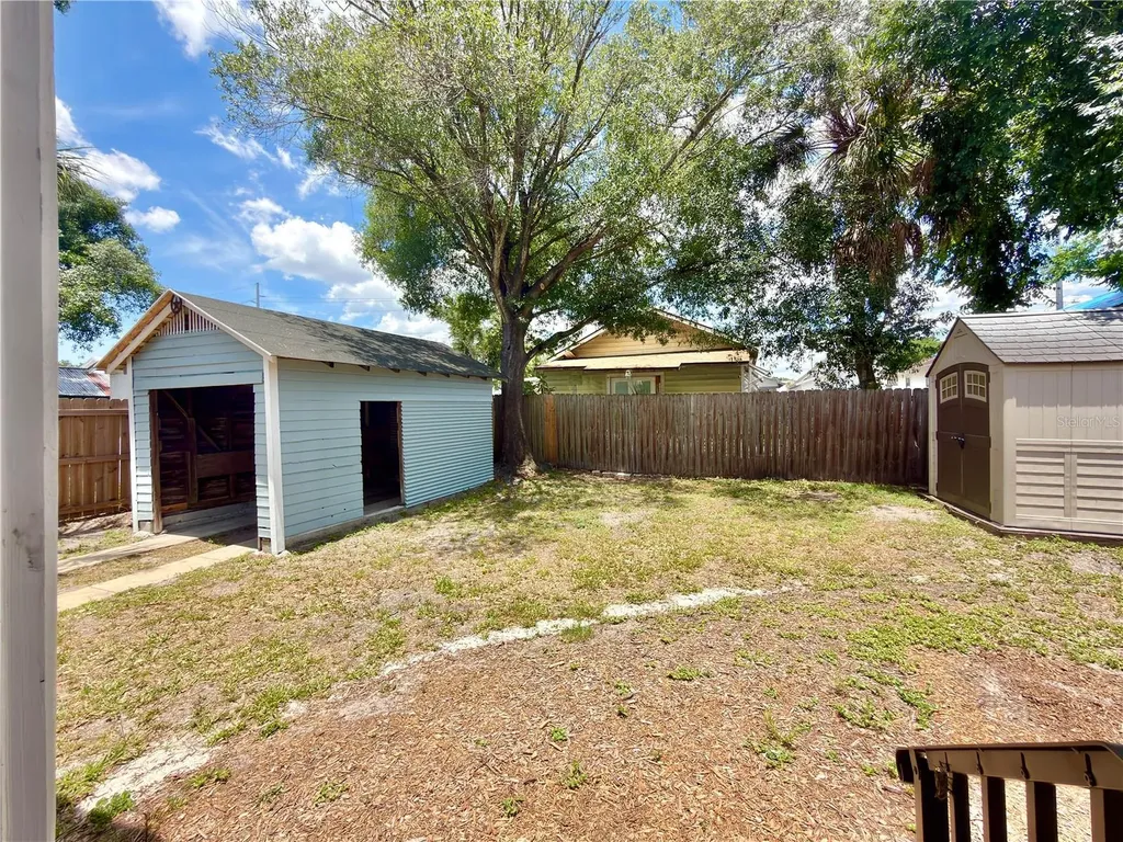 2312 E 10th Avenue Tampa FL 33605