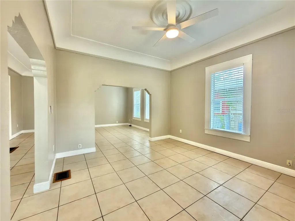 2312 E 10th Avenue Tampa FL 33605
