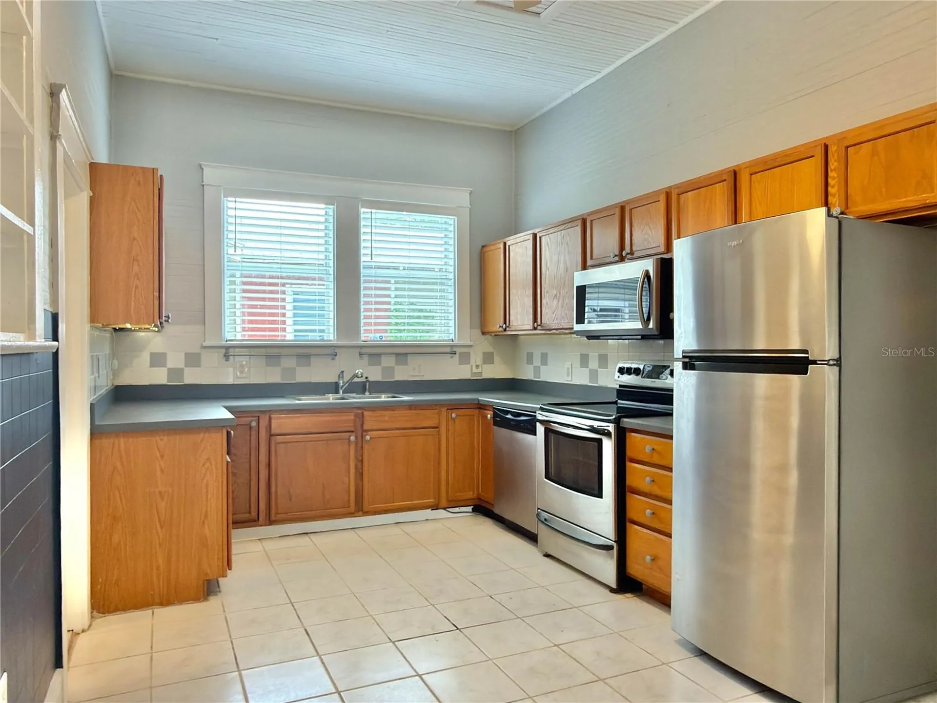 2312 E 10th Avenue Tampa FL 33605