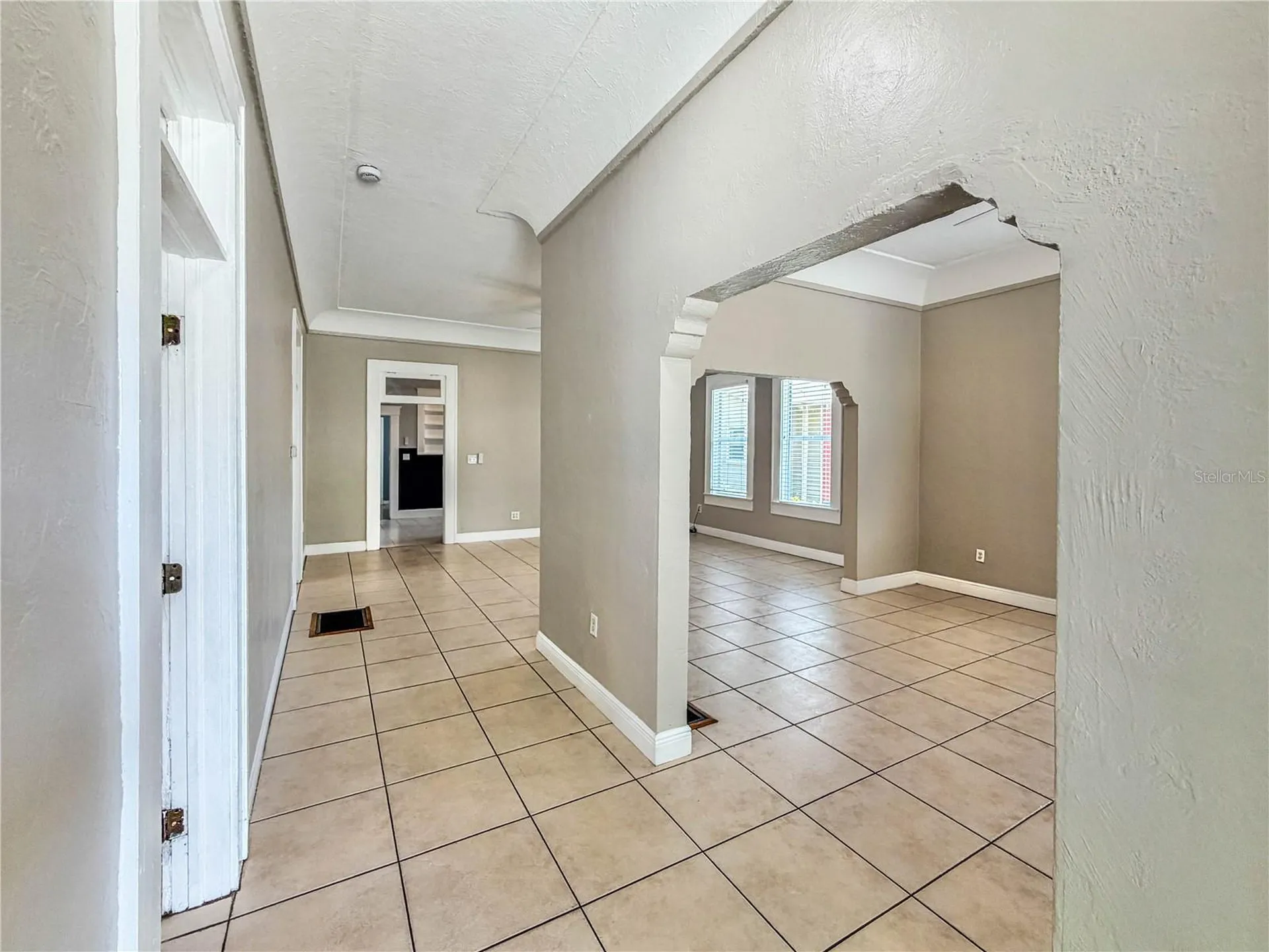 2312 E 10th Avenue Tampa FL 33605