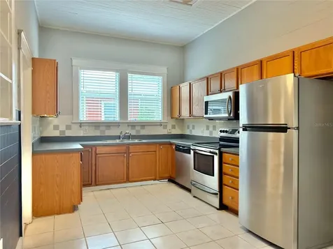2312 E 10th Avenue Tampa FL 33605