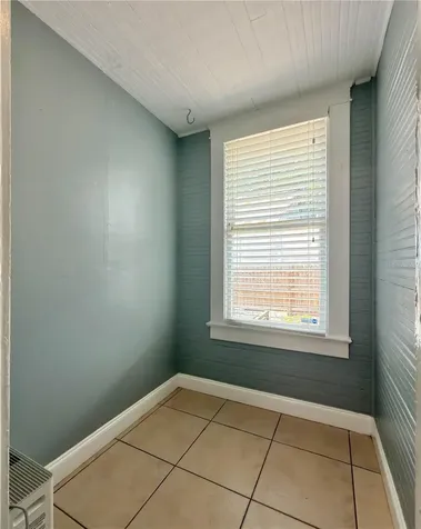2312 E 10th Avenue Tampa FL 33605
