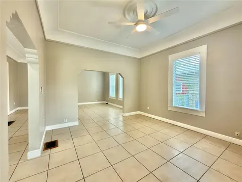 2312 E 10th Avenue Tampa FL 33605