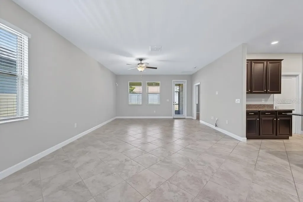9832 Sage Creek Drive Sun City Center FL 33573