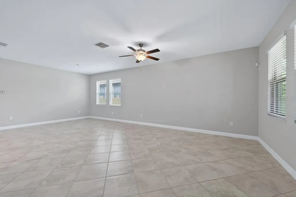 9832 Sage Creek Drive Sun City Center FL 33573