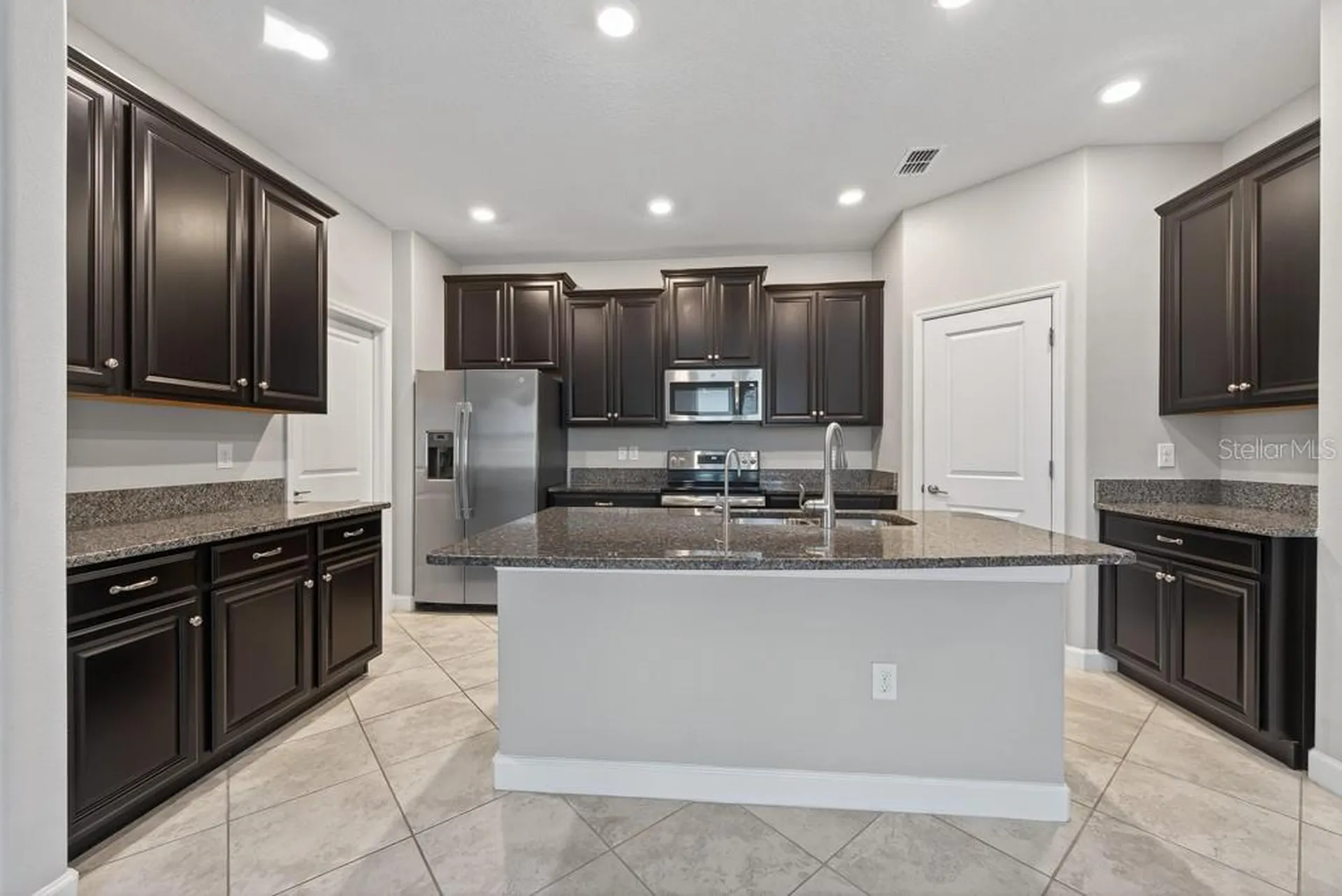9832 Sage Creek Drive Sun City Center FL 33573