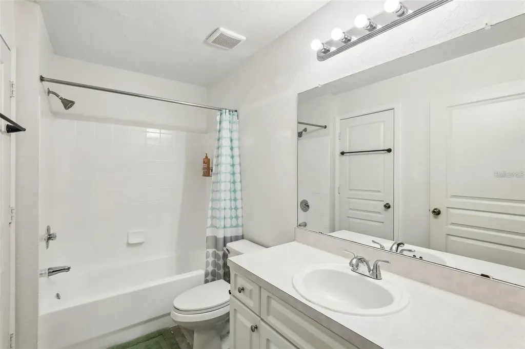 17104 Carrington Park Drive Tampa FL 33647