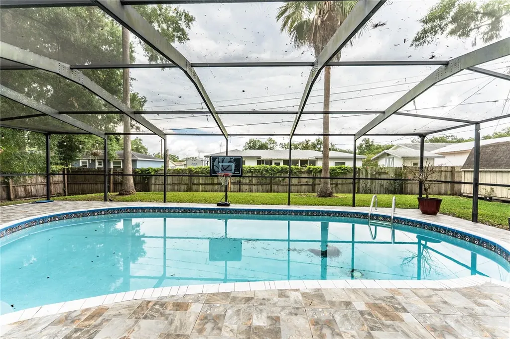 142 Padgett Place S Lakeland FL 33809