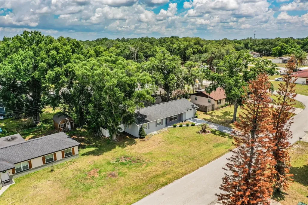 142 Padgett Place S Lakeland FL 33809