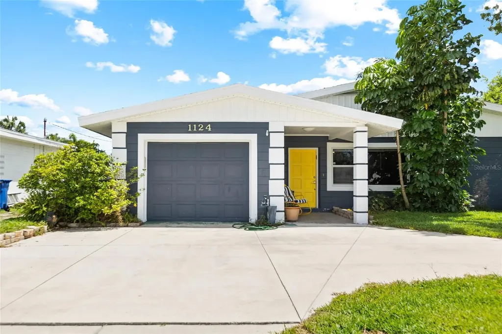 1124 40th Avenue NE St Petersburg FL 33703