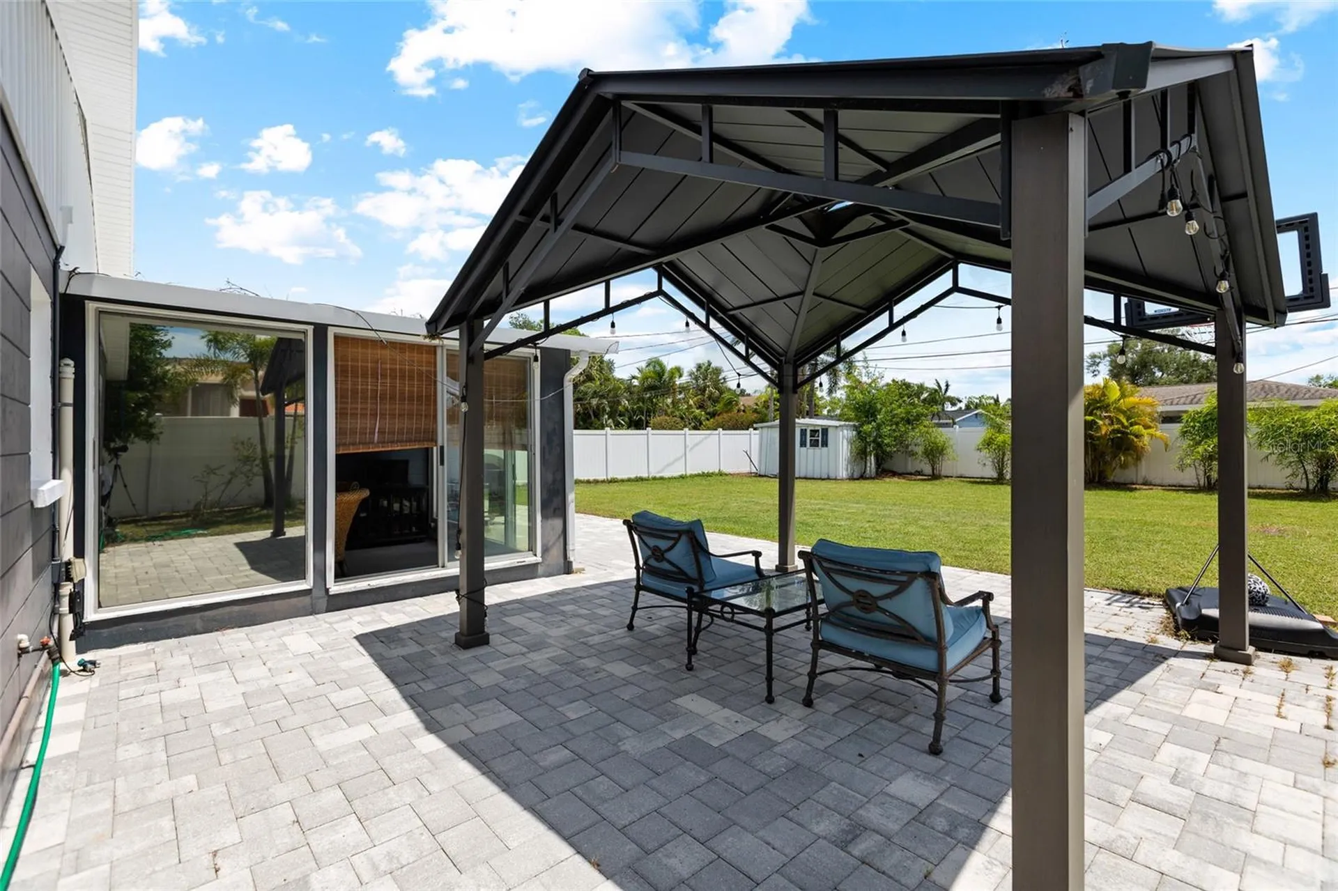 1124 40th Avenue NE St Petersburg FL 33703