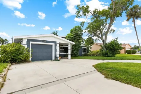 1124 40th Avenue NE St Petersburg FL 33703