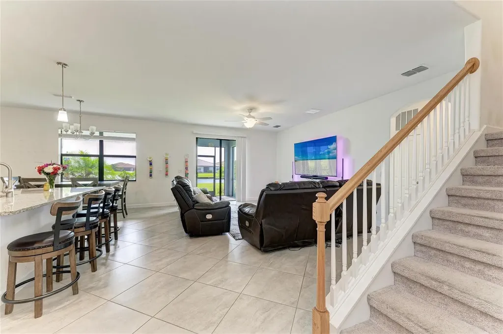 5325 Coral Reef Way Bradenton FL 34211