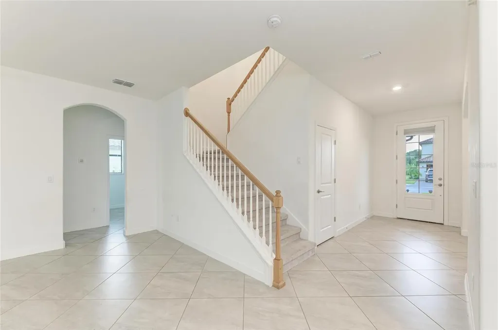 5325 Coral Reef Way Bradenton FL 34211