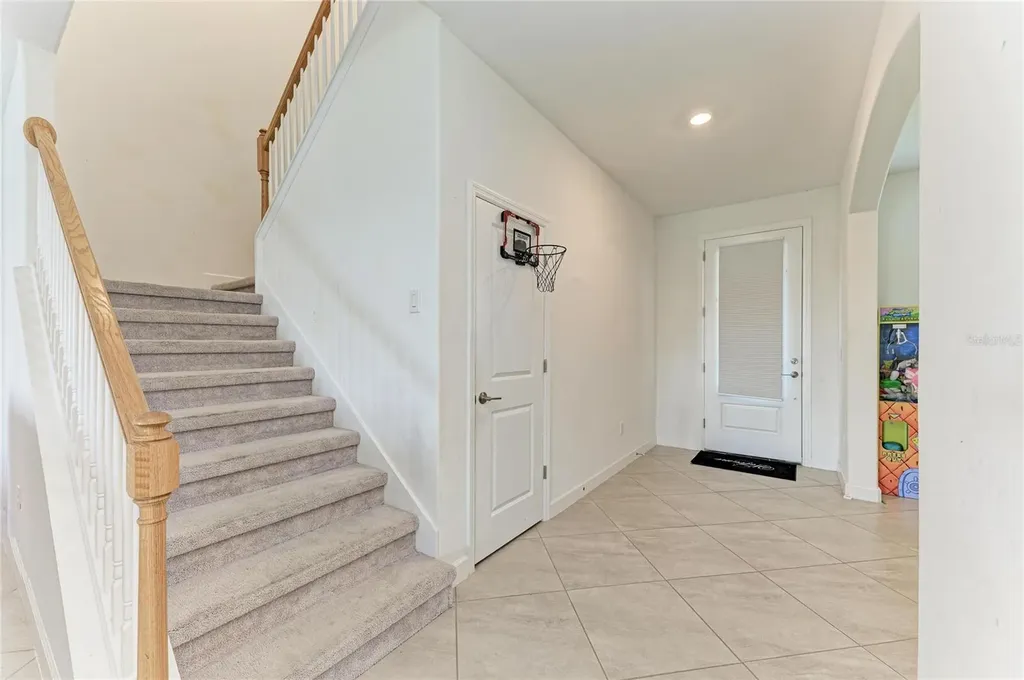 5325 Coral Reef Way Bradenton FL 34211
