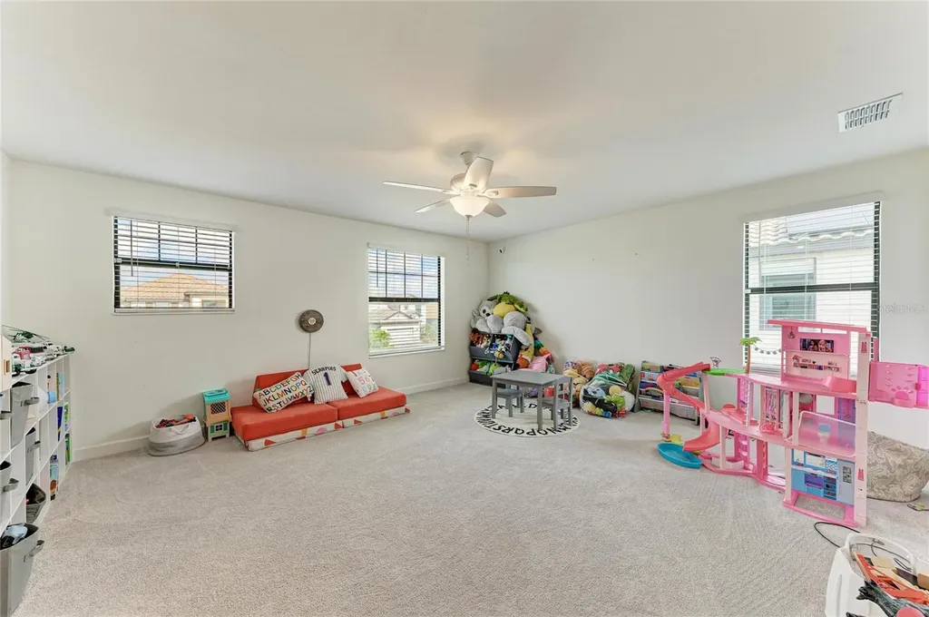 5325 Coral Reef Way Bradenton FL 34211