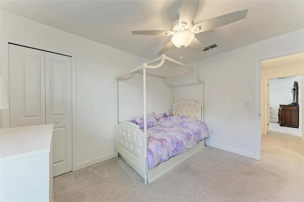 5325 Coral Reef Way Bradenton FL 34211