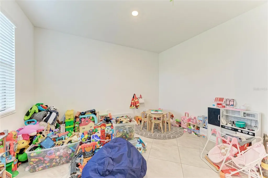 5325 Coral Reef Way Bradenton FL 34211