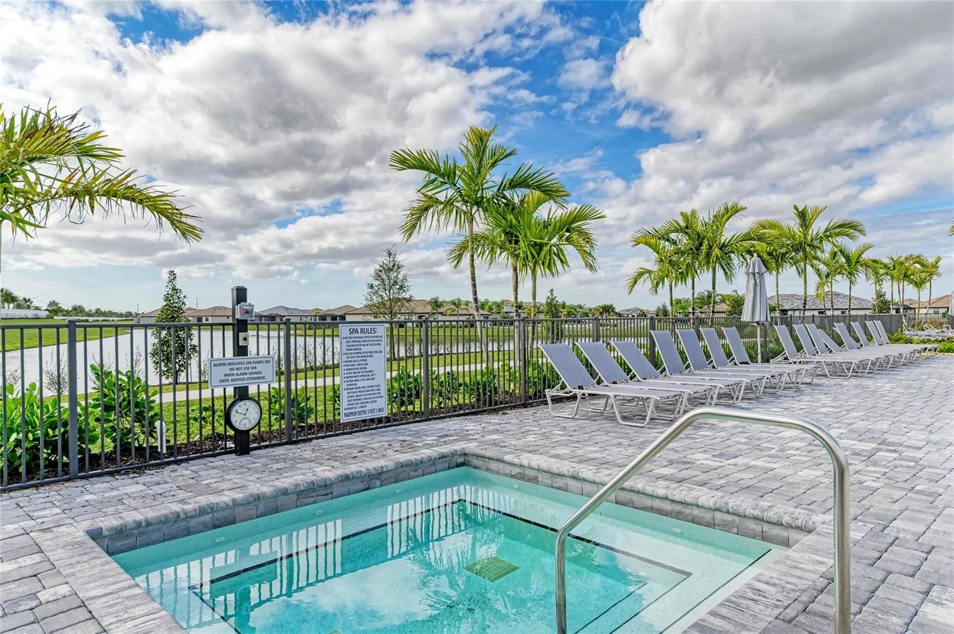 5325 Coral Reef Way Bradenton FL 34211