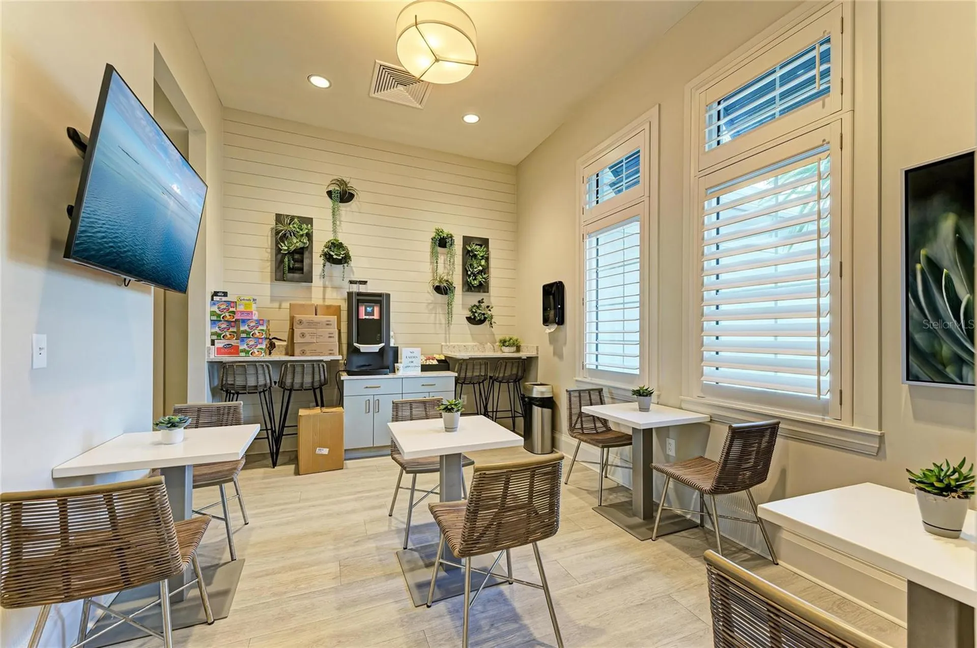 5325 Coral Reef Way Bradenton FL 34211