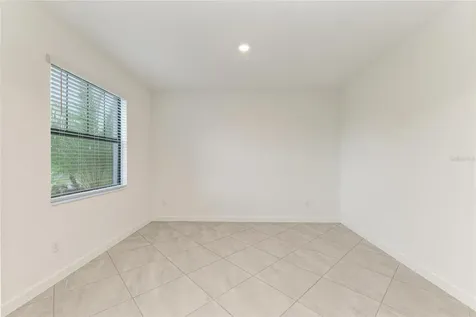 5325 Coral Reef Way Bradenton FL 34211