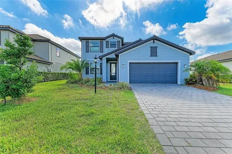 5325 Coral Reef Way Bradenton FL 34211
