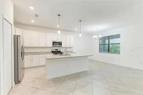 5325 Coral Reef Way Bradenton FL 34211