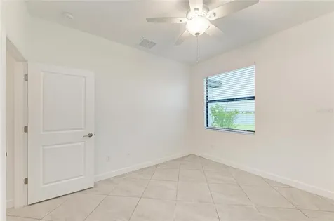 5325 Coral Reef Way Bradenton FL 34211