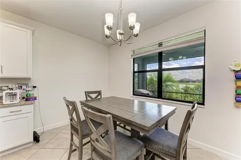 5325 Coral Reef Way Bradenton FL 34211