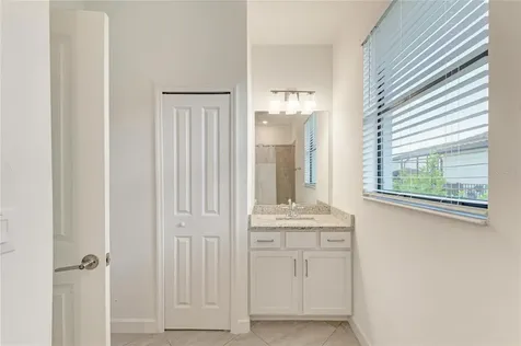 5325 Coral Reef Way Bradenton FL 34211