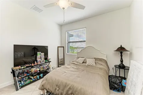 5325 Coral Reef Way Bradenton FL 34211