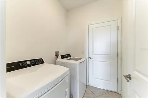 5325 Coral Reef Way Bradenton FL 34211