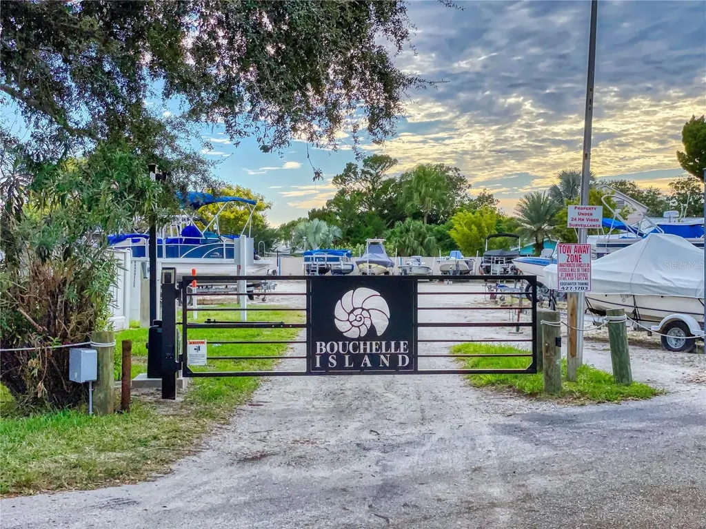 451 Bouchelle Drive New Smyrna Beach FL 32169