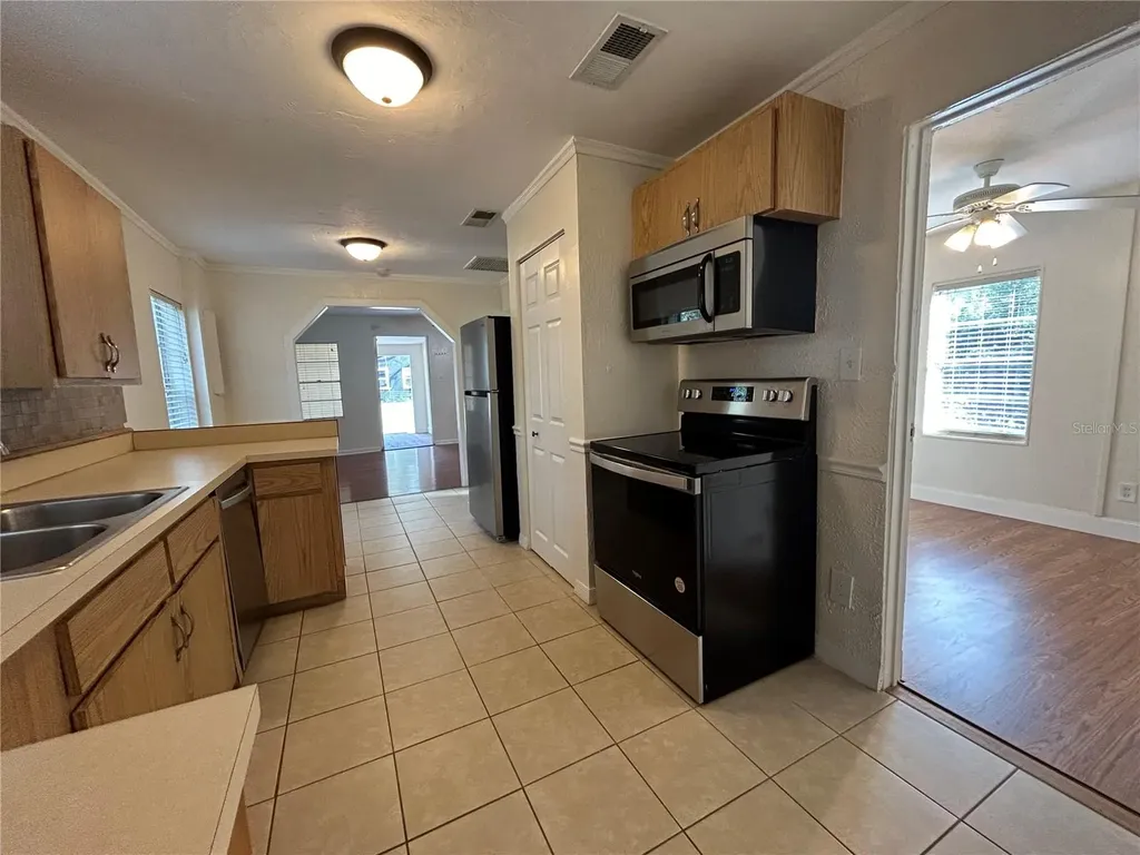 3304 NW 20th Street Gainesville FL 32605
