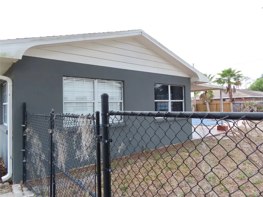 5702 Jacaranda Avenue Lakeland FL 33809