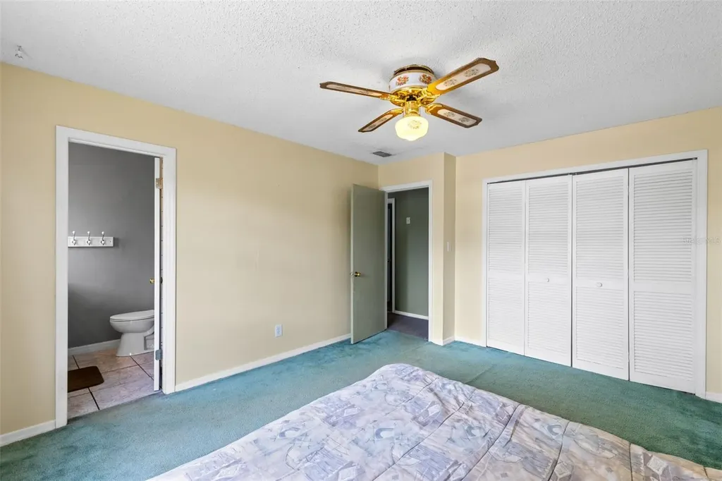 8698 Hillside Drive Orlando FL 32810