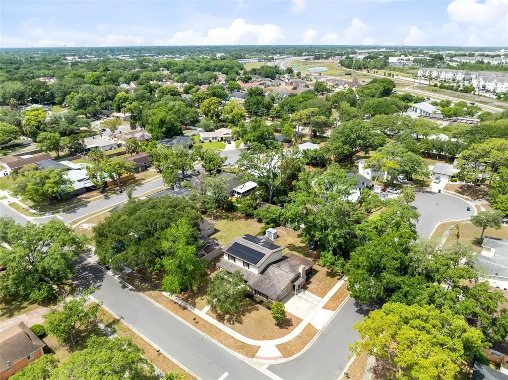 8698 Hillside Drive Orlando FL 32810