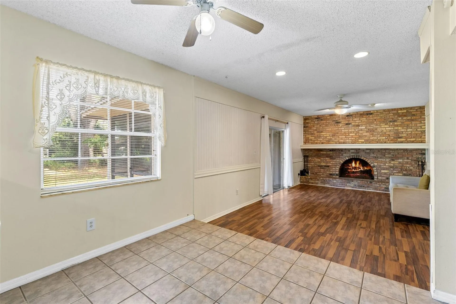 8698 Hillside Drive Orlando FL 32810